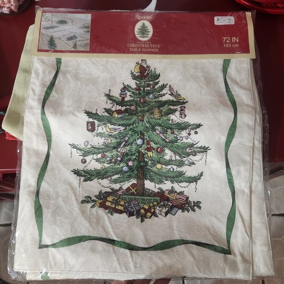 Spode Christmas Tree Table Runner 72" x 14" - Picture 4 of 7